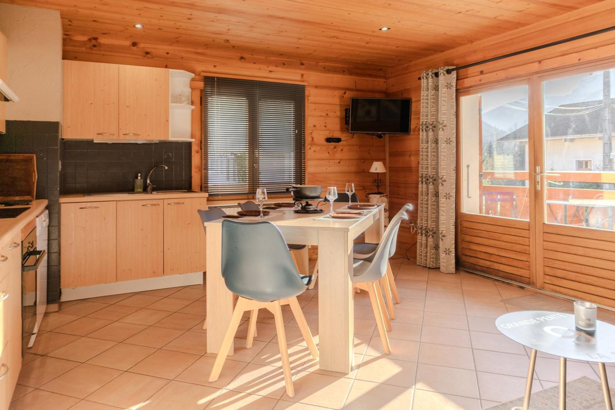 Appartement Lapreski, Spacieux, Proche Lac D'Annecy, Randonnees Montagne Thônes Buitenkant foto